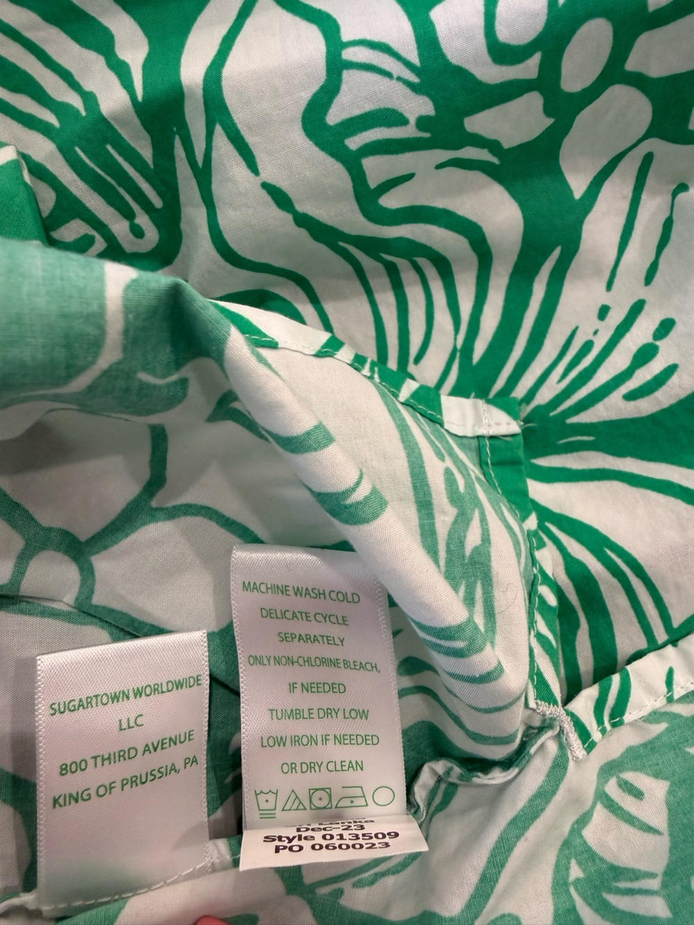 Lilly Pulitzer White and Green Floral Peasant Tunic - Picture 7 of 8